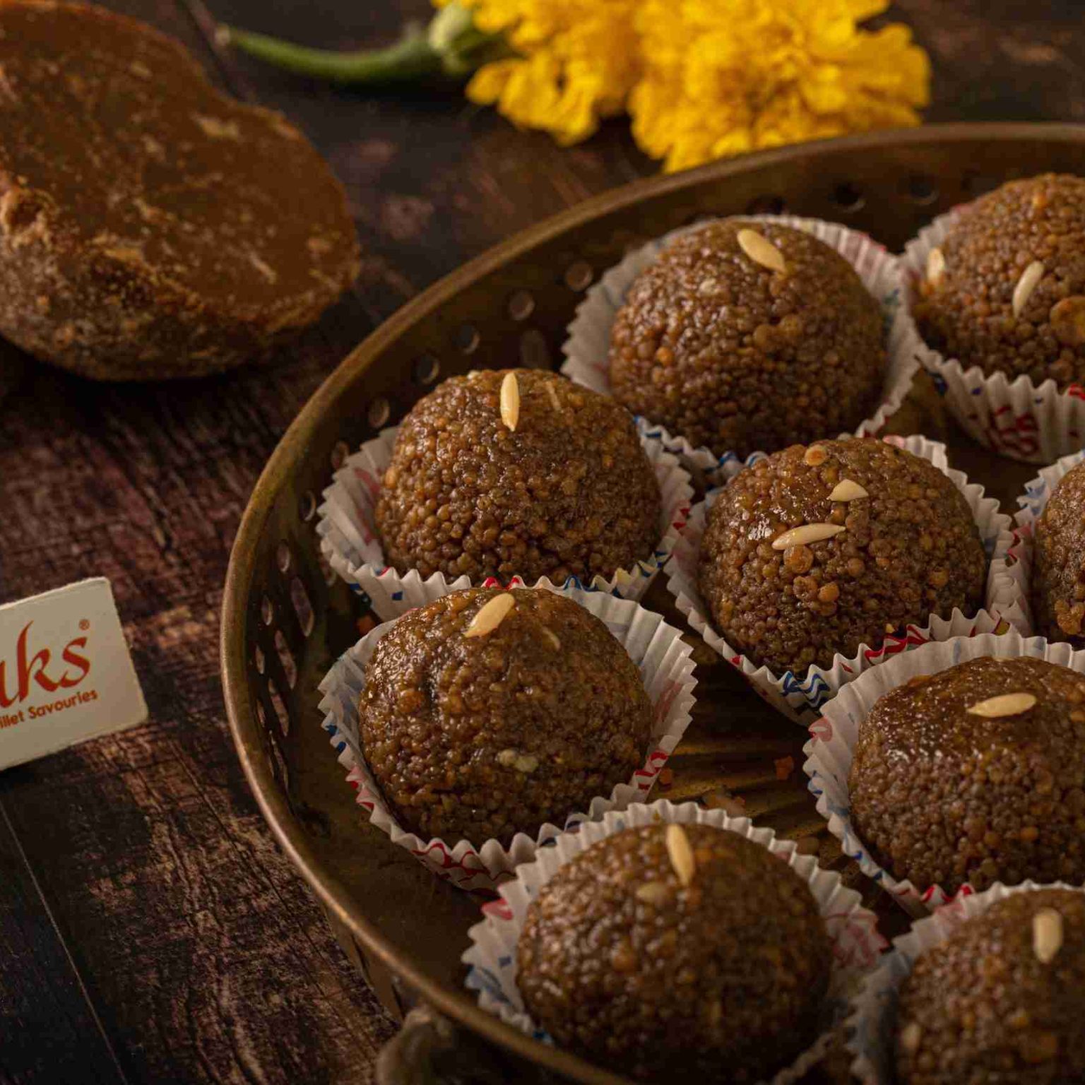 karupatti Sweets - Laddu