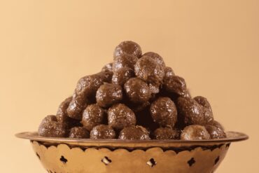 Kamar Kattu Jaggery Ghee